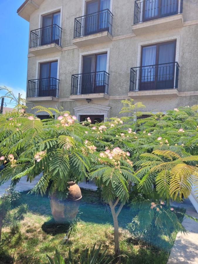 Vila Caviar Hotel Сулина Екстериор снимка