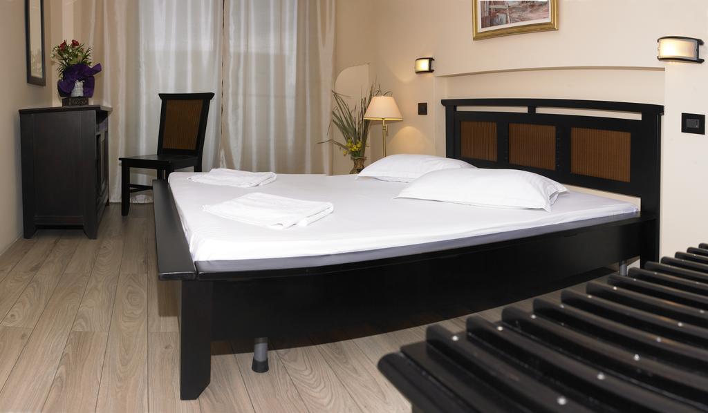 Vila Caviar Hotel Сулина Стая снимка