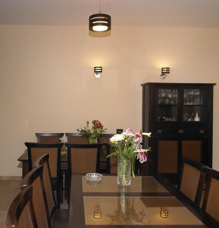 Vila Caviar Hotel Сулина Екстериор снимка