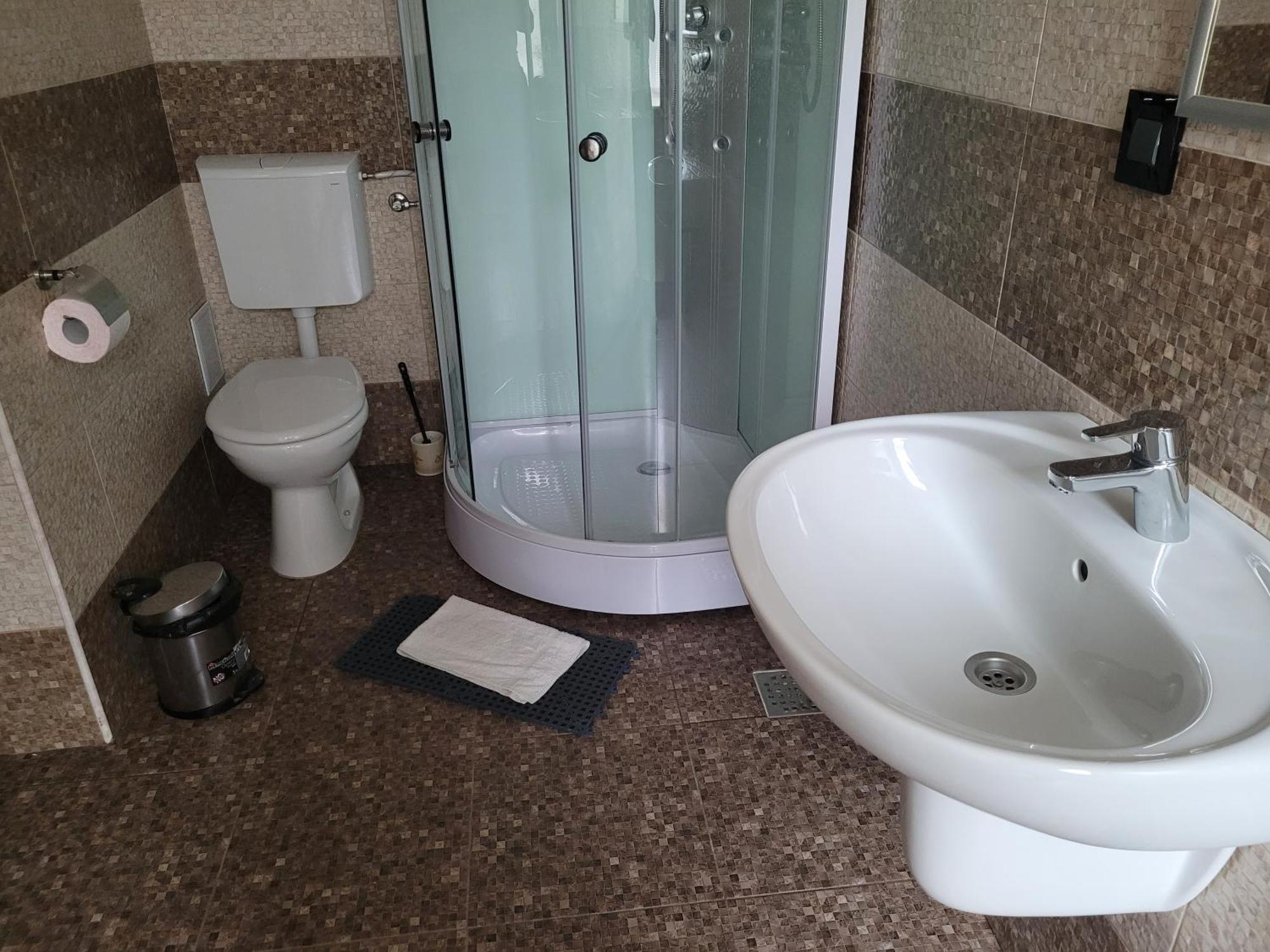 Vila Caviar Hotel Сулина Екстериор снимка